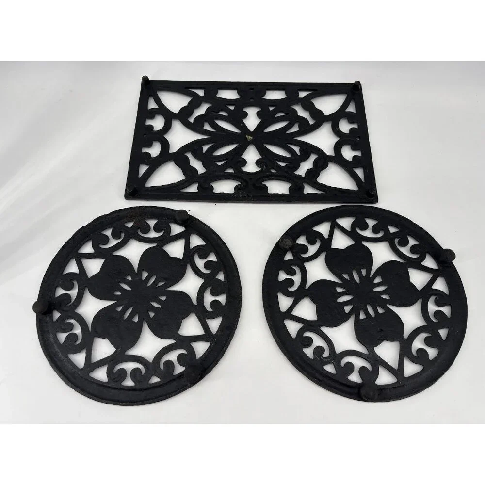 Cast Iron Trivet Flower Trivets with Pegs Heat Resistant Hot Pot Holder,‎ lot of